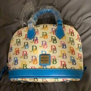 Dooney & Bourke purse